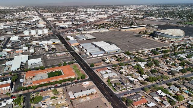 1514 W LYNWOOD Street, Phoenix, AZ 85007