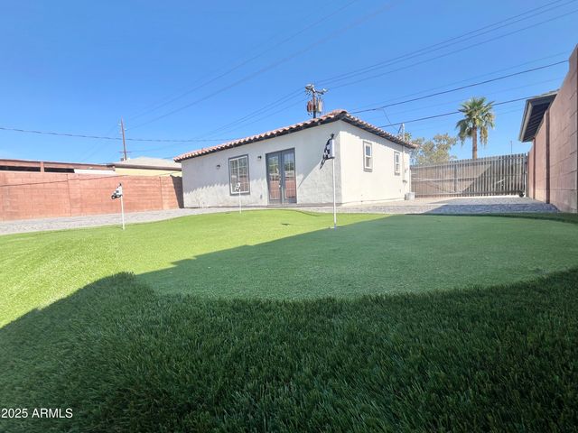 1514 W LYNWOOD Street, Phoenix, AZ 85007