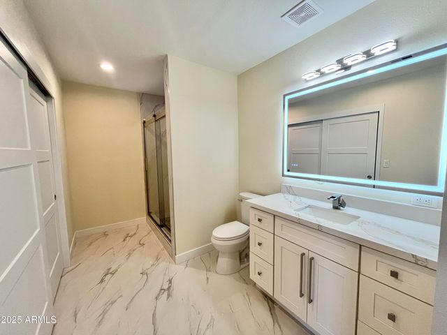 1514 W LYNWOOD Street, Phoenix, AZ 85007