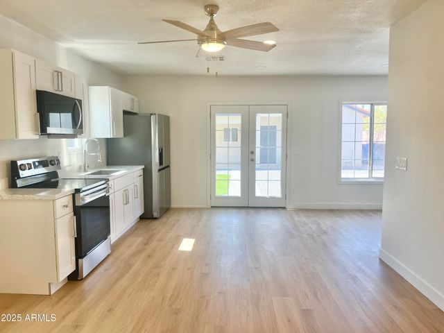 1514 W LYNWOOD Street, Phoenix, AZ 85007