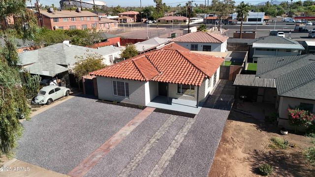 1514 W LYNWOOD Street, Phoenix, AZ 85007