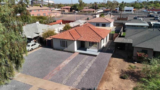 1514 W LYNWOOD Street, Phoenix, AZ 85007