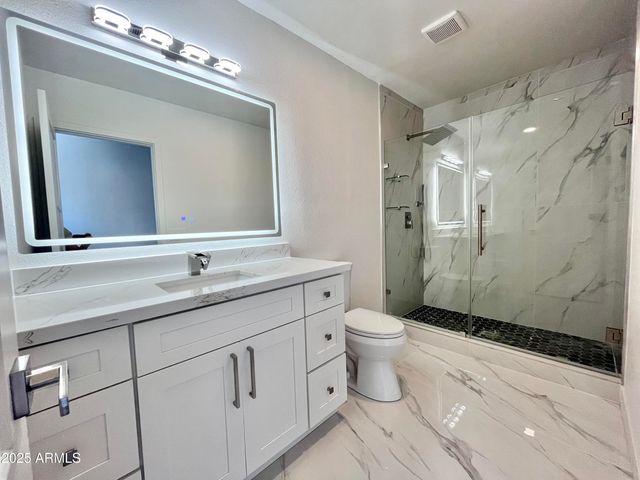 1514 W LYNWOOD Street, Phoenix, AZ 85007