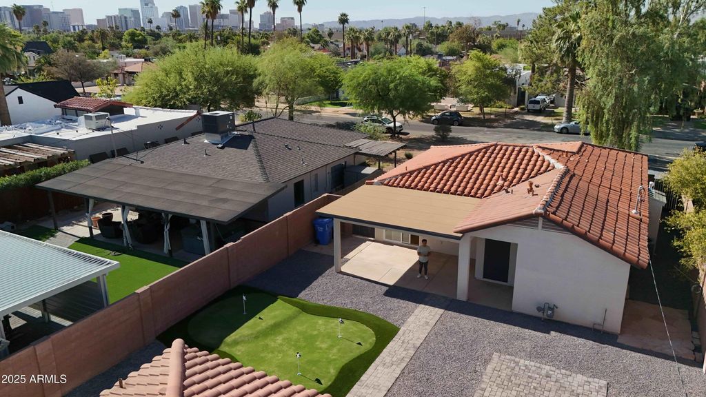1514 W LYNWOOD Street, Phoenix, AZ 85007 — photo 2