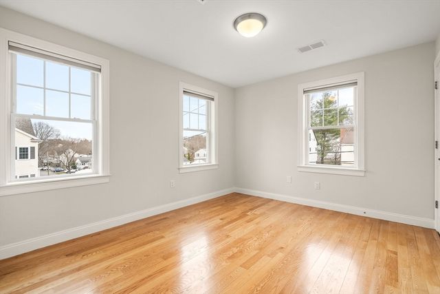 143 Wright St, Arlington, MA 02474