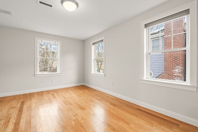 143 Wright St, Arlington, MA 02474