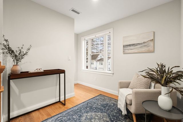 143 Wright St, Arlington, MA 02474