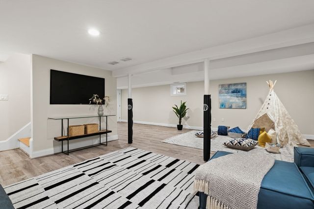 143 Wright St, Arlington, MA 02474