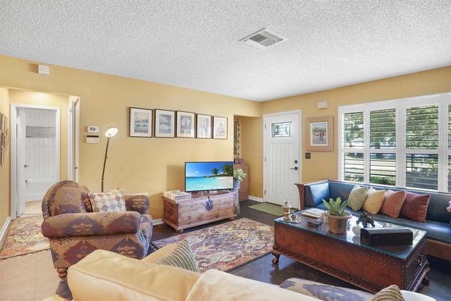 236 Marius Ct, St Augustine, FL 32086