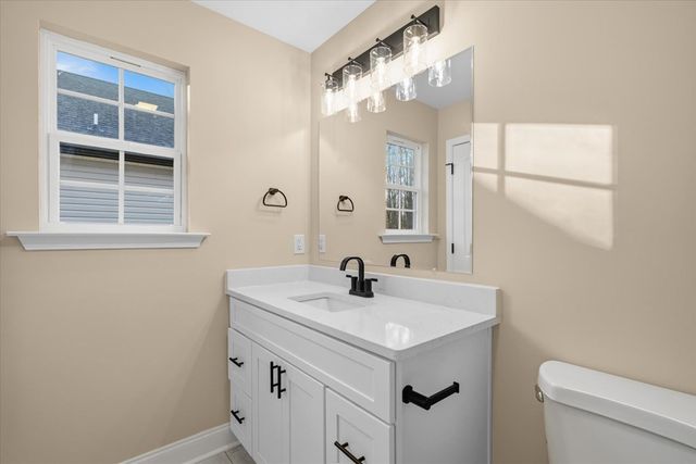 116 Robinhood Dr, Dalton, GA 30721