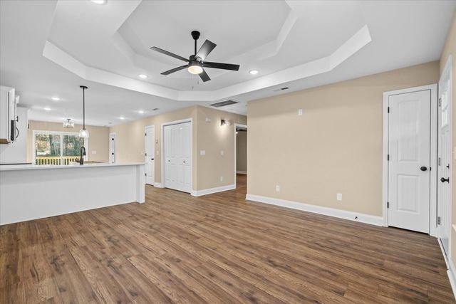 116 Robinhood Dr, Dalton, GA 30721