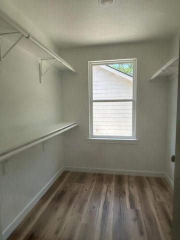 106 E Miller Street, Whitewright, TX 75491
