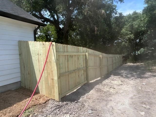 106 E Miller Street, Whitewright, TX 75491