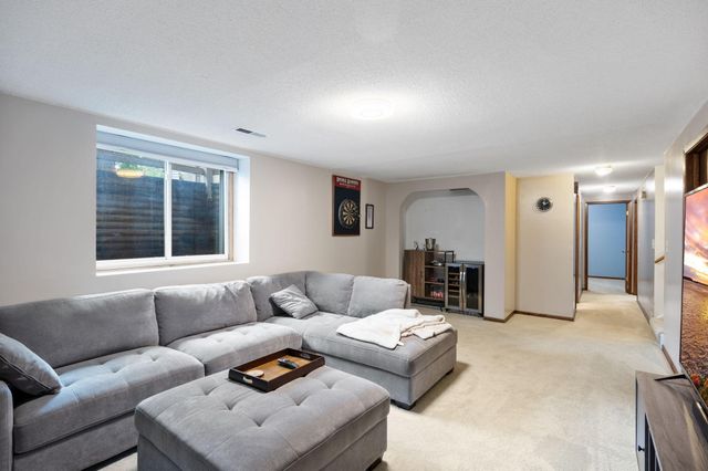 13348 Linwood Forest Circle, Champlin, MN 55316