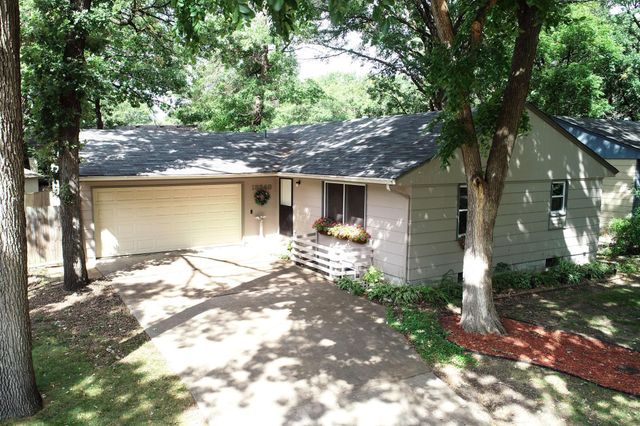 13348 Linwood Forest Circle, Champlin, MN 55316