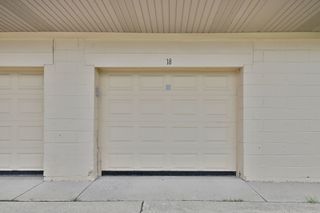 960 Beau Drive 18, Des Plaines, IL 60016