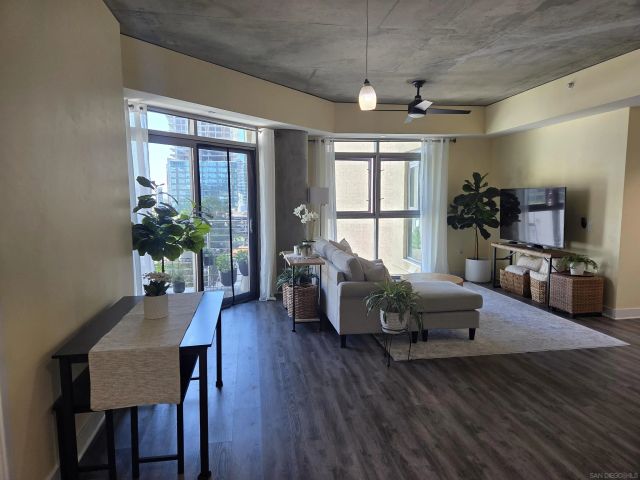 801 Ash St 203, San Diego, CA 92101