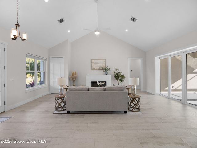 7035 Indian River Boulevard, Grant, FL 32949