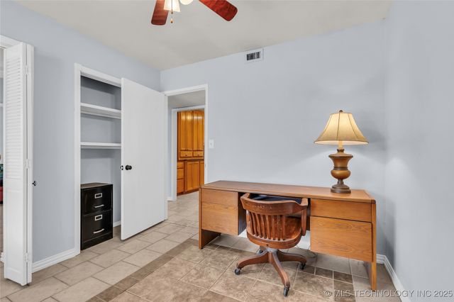 1919 10th Avenue NW, Ardmore, OK 73401