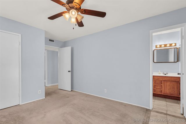 1919 10th Avenue NW, Ardmore, OK 73401