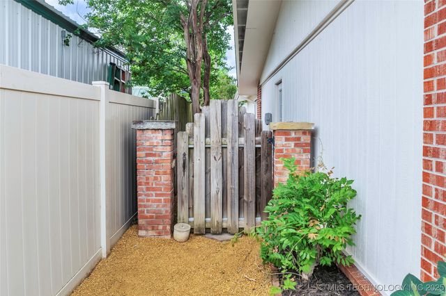 1919 10th Avenue NW, Ardmore, OK 73401