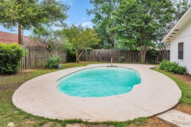 1919 10th Avenue NW, Ardmore, OK 73401