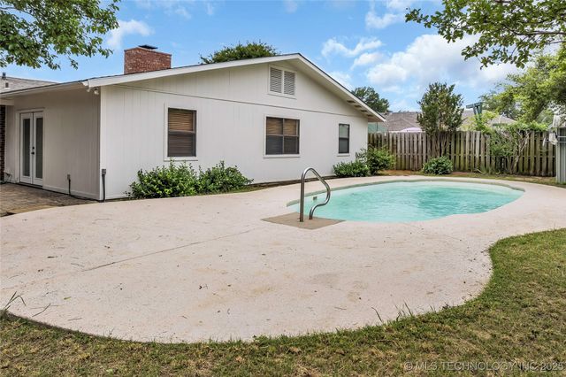 1919 10th Avenue NW, Ardmore, OK 73401