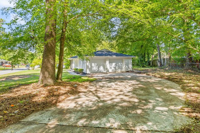127 Miley Avenue, Summerville, SC 29485