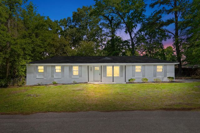 127 Miley Avenue, Summerville, SC 29485