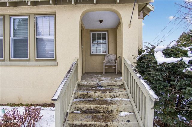 3418 Albany Street, Niskayuna, NY 12304