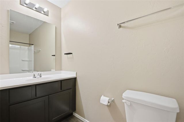 625 W Lola Drive, Mustang, OK 73064