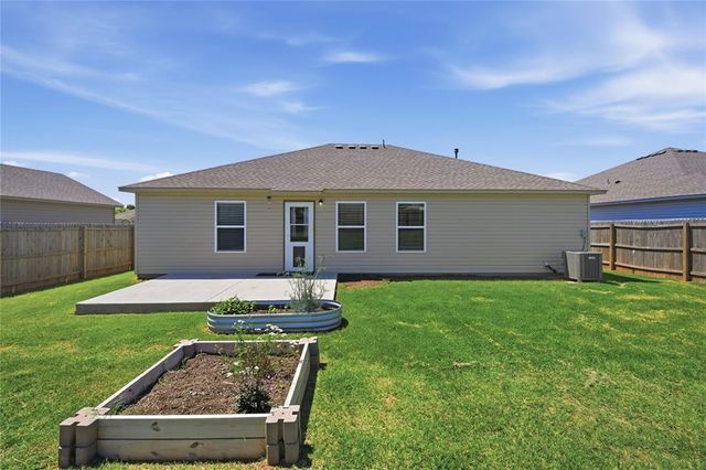 625 W Lola Drive, Mustang, OK 73064