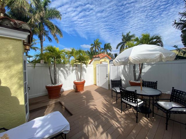301 Australian Avenue 306, Palm Beach, FL 33480