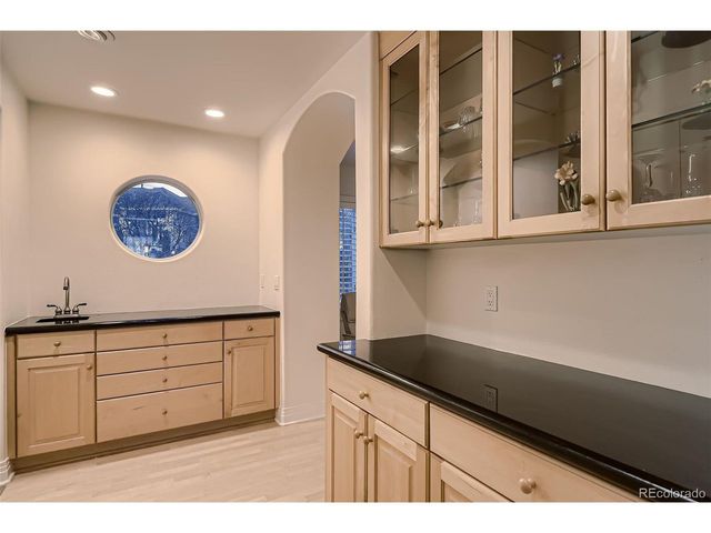 8561 Colonial Dr, Lone Tree, CO 80124