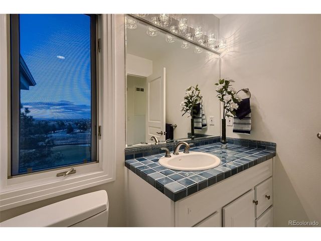 8561 Colonial Dr, Lone Tree, CO 80124