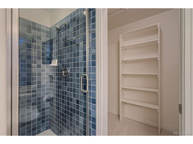 8561 Colonial Dr, Lone Tree, CO 80124