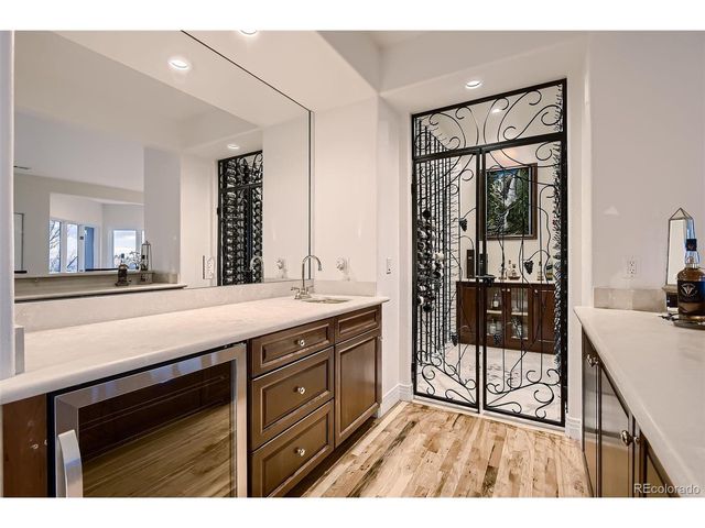 8561 Colonial Dr, Lone Tree, CO 80124