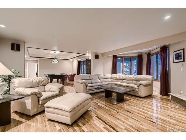 8561 Colonial Dr, Lone Tree, CO 80124