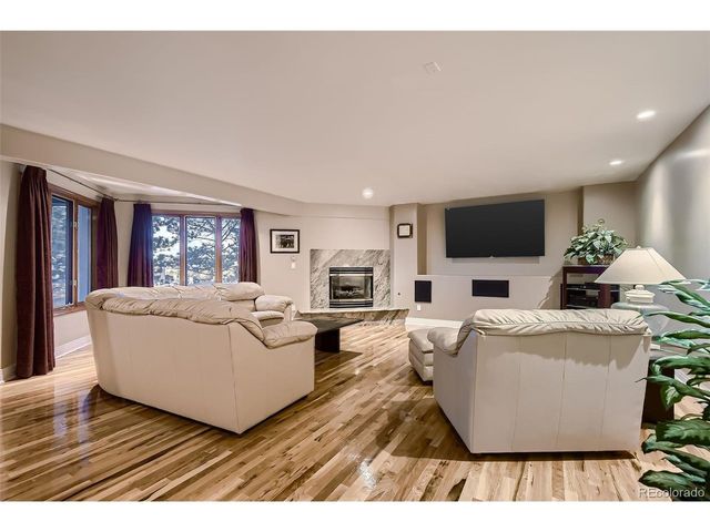 8561 Colonial Dr, Lone Tree, CO 80124