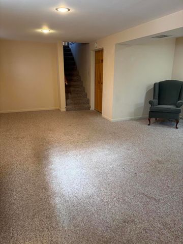 426 S 11th Street, Chesterton, IN 46304