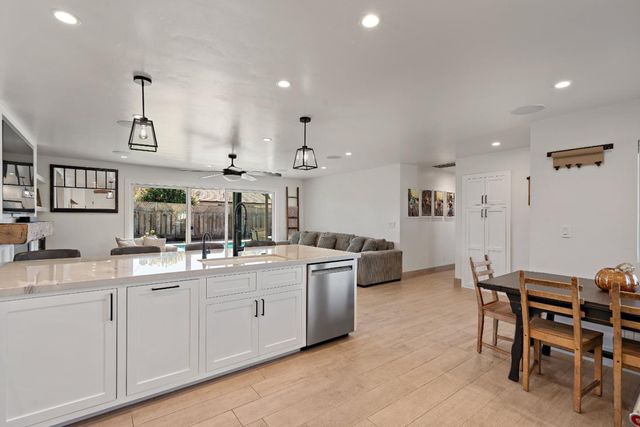 1231 Westward Drive, Hollister, CA 95023