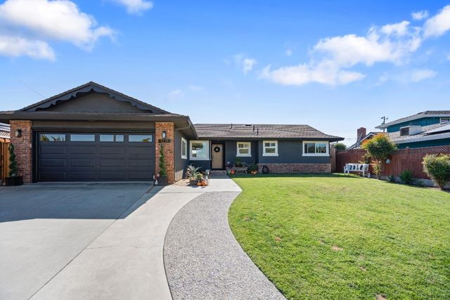 1231 Westward Drive, Hollister, CA 95023