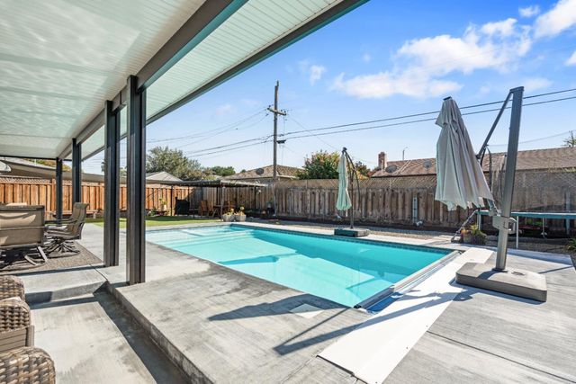 1231 Westward Drive, Hollister, CA 95023