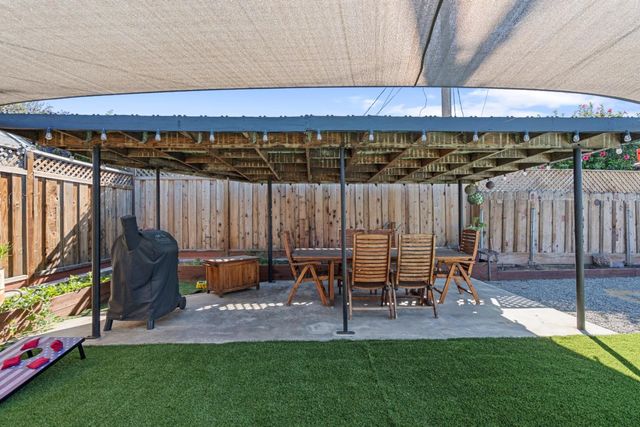 1231 Westward Drive, Hollister, CA 95023