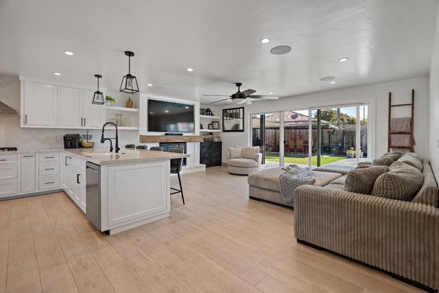 1231 Westward Drive, Hollister, CA 95023