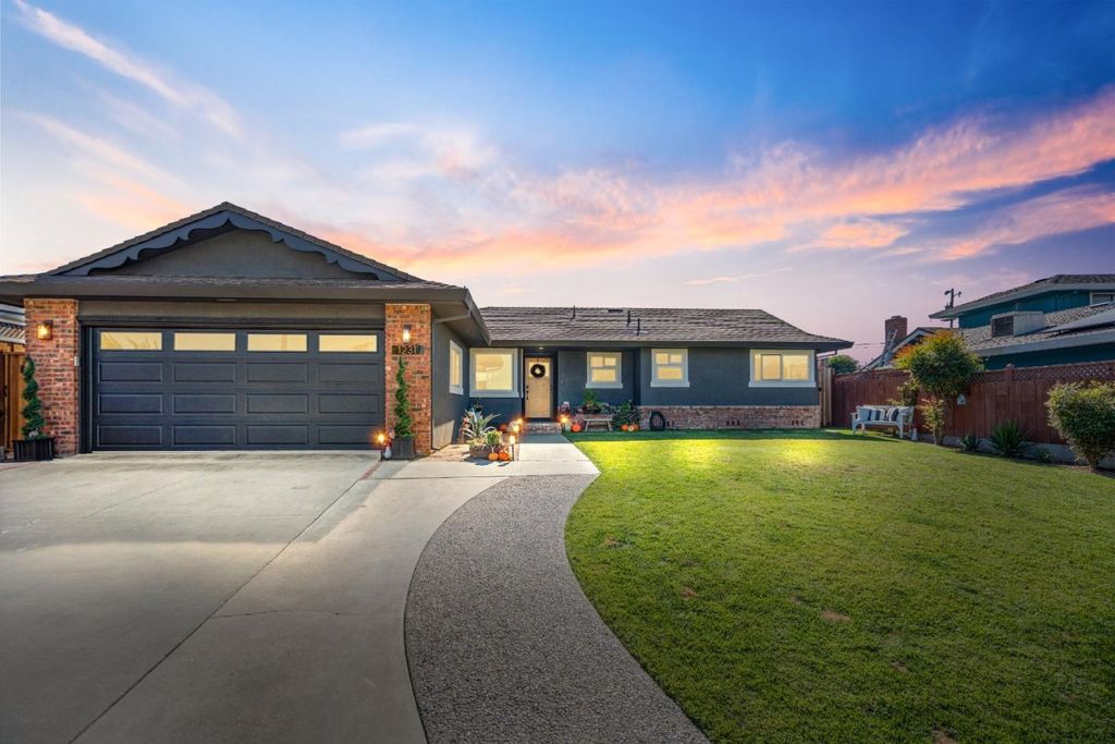 1231 Westward Drive, Hollister, CA 95023