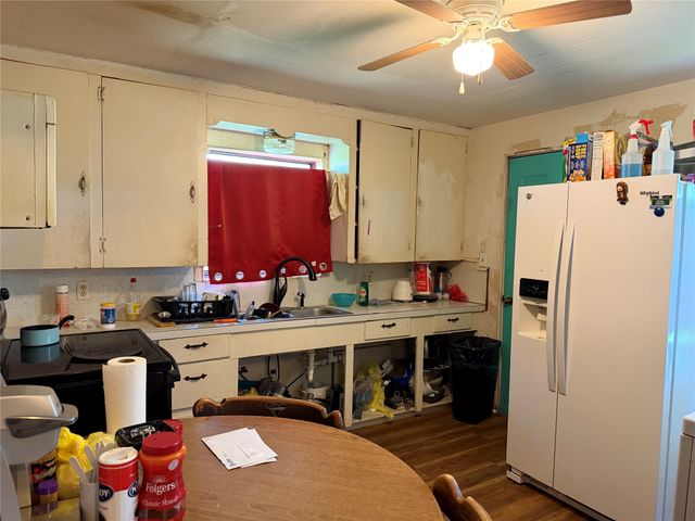 110 Yorke Street, Mt Pleasant, TX 75455