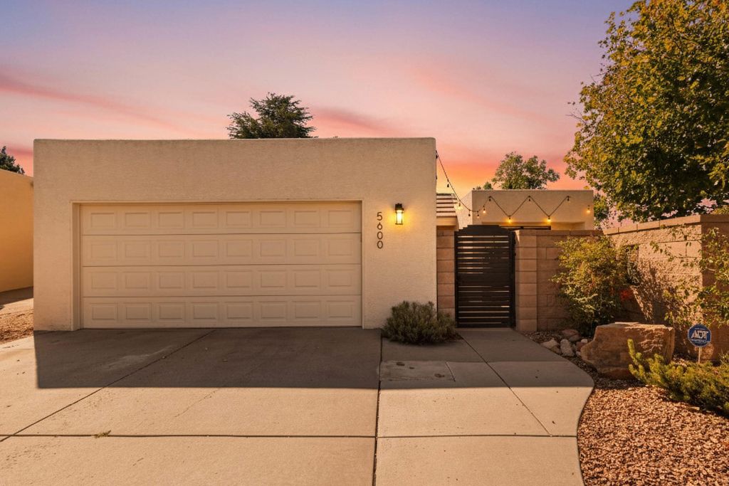 5600 Amigo Way NE, Albuquerque, NM 87111
