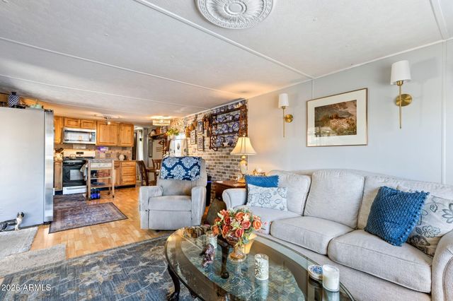 2434 E Main Street 110, Mesa, AZ 85213