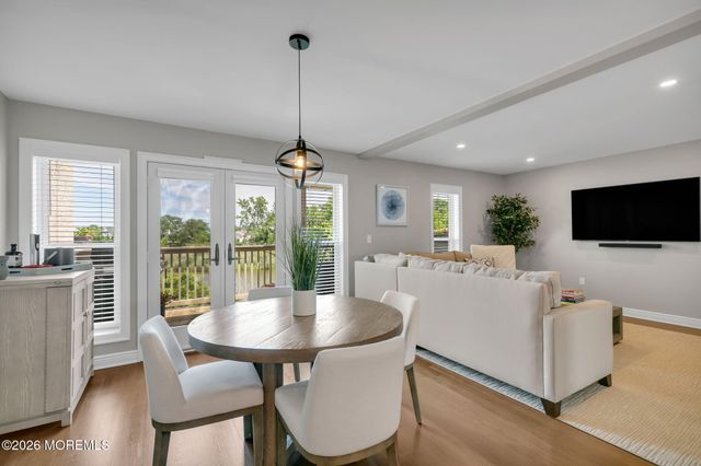 57 Bridgewaters Drive 23, Oceanport, NJ 07757